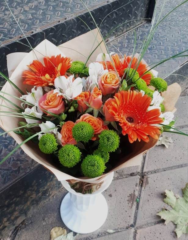 Букет цветов из: Герберы, Хризантемы, Альстромерии и Розы в Солманово