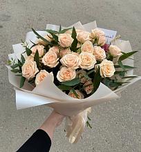 Букет Кремовые розы Латте в Солманово