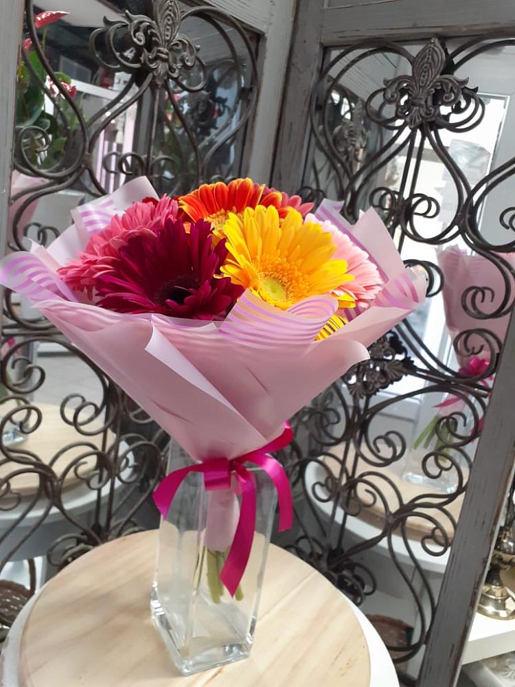 Букет цветов из: Герберы в Солманово