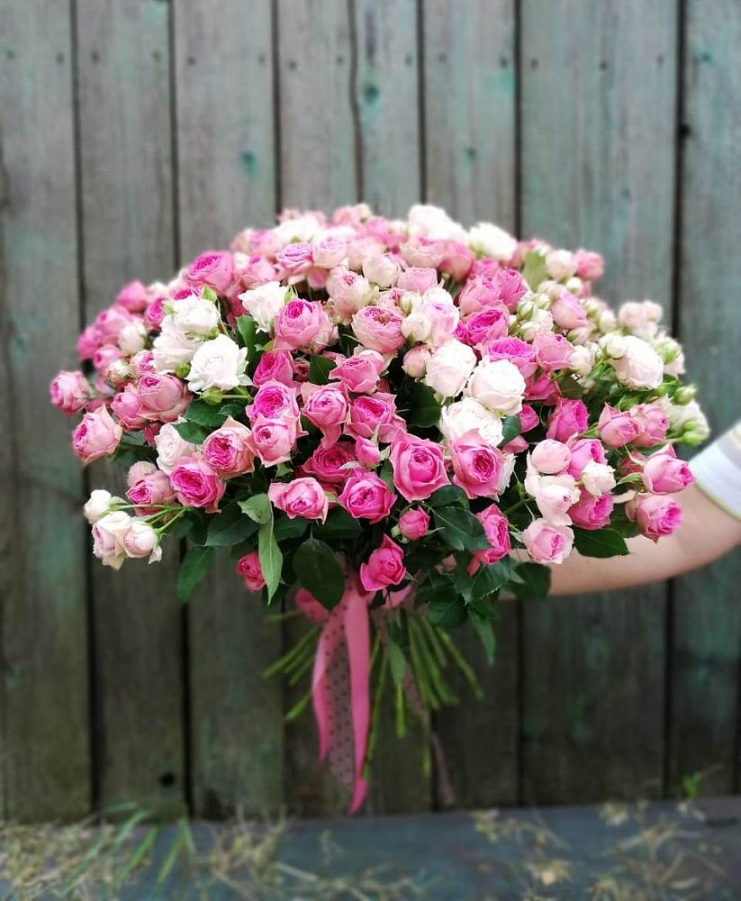 Букет Розовые кустовые розы Натали и Лав Лидия в Солманово