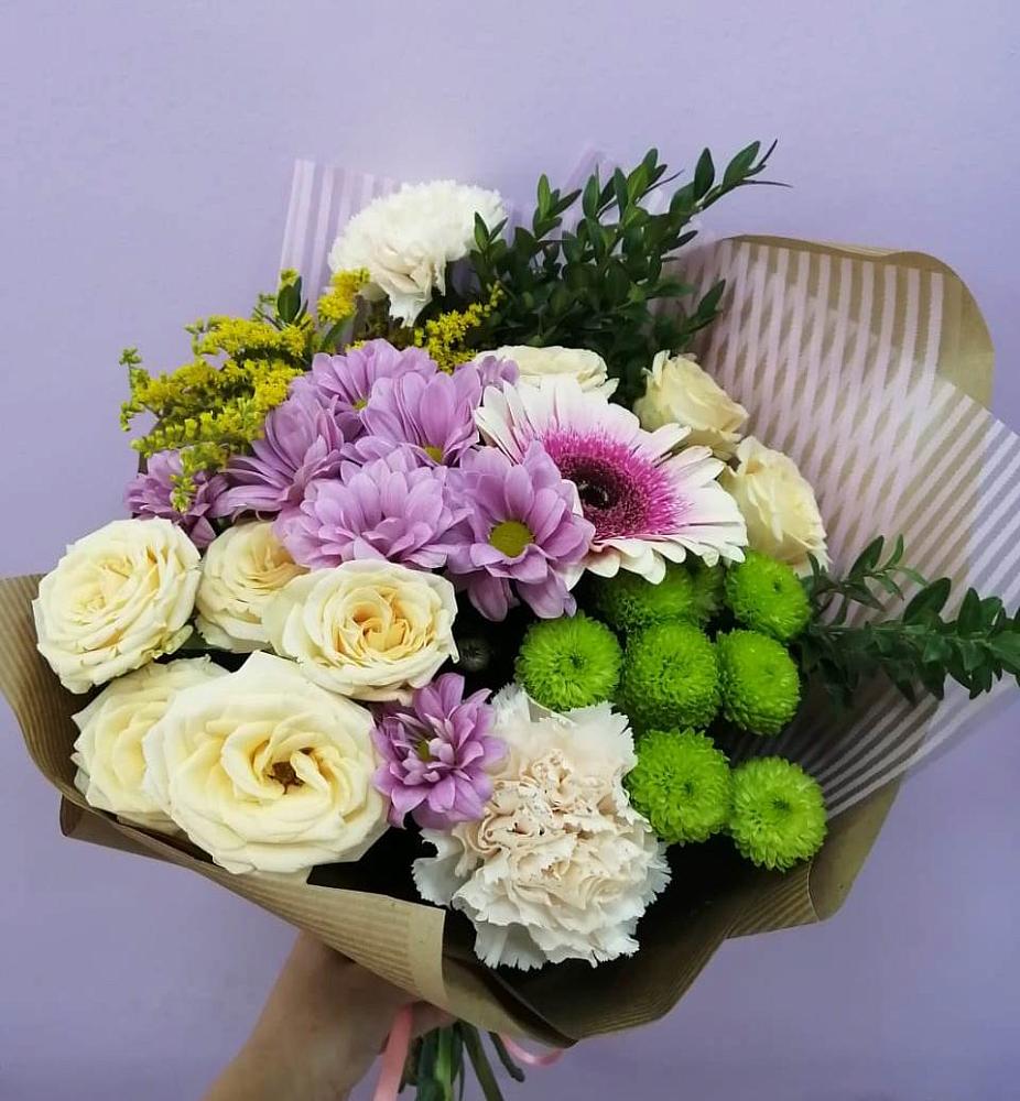 Букет цветов из: Хризантемы, Розы, Гвоздики и Герберы в Солманово