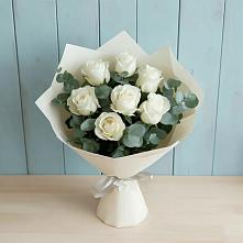 Букет Белые розы в Эвкалипте в Солманово