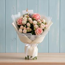 Букет цветов из:  Розы #REPLACE_PRED# Солманово
