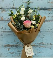 Букет цветов из:  Розы и Лизиантусы #REPLACE_PRED# Солманово